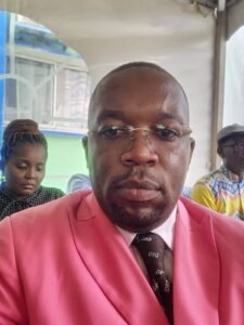 Les journées portées ouvertes initiées par le Directeur de l’hôpital, le Dr Assou Bolo Bolo Christian, avaient également pour but de rapprocher l’hôpital de la ville de Douala, de sa communauté.