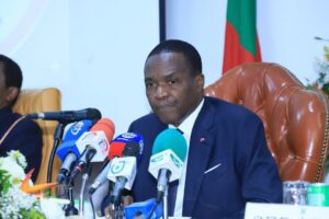 À la veille des rentrées scolaires et universitaires 2026-2027 fixées respectivement au 7 septembre et début octobre, le ministre Délégué à la Présidence chargé de la Défense (Mindef), Joseph Beti Assomo, a présidé ce 26 Août à Yaoundé au Cameroun, la traditionnelle réunion d'évaluation sécuritaire.
