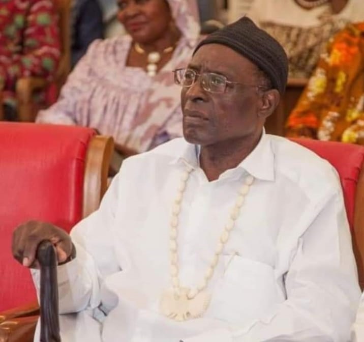 Le Roi du canton Akwa a rejoint ses ancêtres aux aurores de mardi 8 décembre 2020 à l’hôpital général de Douala. Sa Majesté Din Dika Akwa III