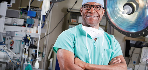 Ce chirurgien cardiothoracique de renommée mondiale veut rendre compétitive l’économie de l’Etat pennsylvanien.