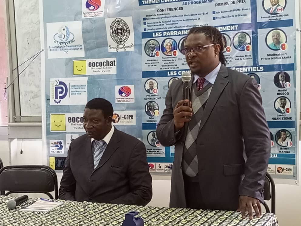 Après Yaoundé, les membres de cette diaspora camerounaise se sont entretenus  avec les jeunes de l’Ecole nationale polytechnique pour leur présenter leur initiative.