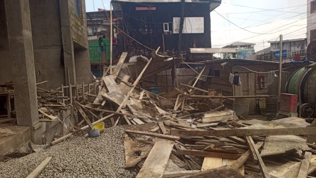 Drame : deux morts dans l’effondrement d’un échafaudage à Douala