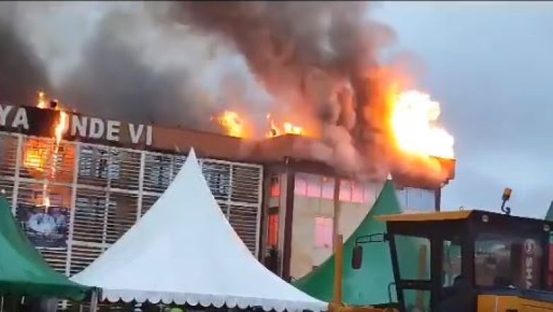 Yaoundé 6 : la mairie en feu après une messe pontificale
