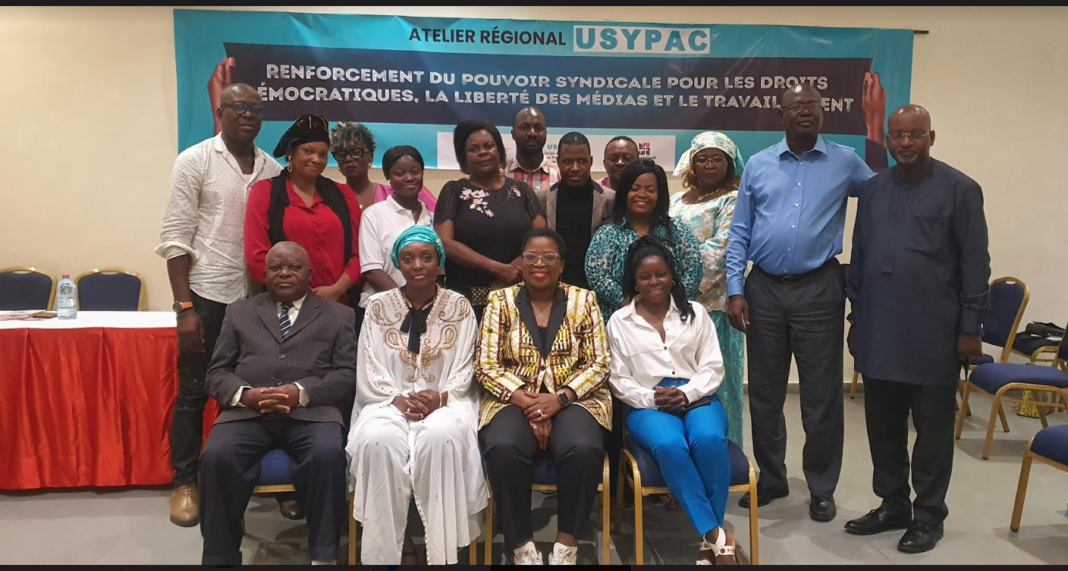 Renforcer le pouvoir syndical pour les droits démocratiques, la liberté des médias et le travail décent, tel est le thème de deux jours des travaux de l’atelier régional de l’Usypac qui se tient à Douala depuis le vendredi 15 décembre 2023, sous l’égide du Snjc