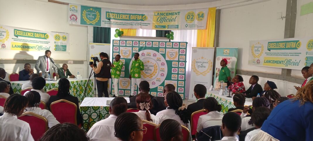 Pour l'édition 2026, le concours scientifique Excellence Dafra a décidé de challenger les étudiants de l'École d'infirmiers spécialisés opticiens réfractionnistes-sages femmes. La compétition a été lancée ce jeudi 2 avril à Yaoundé.