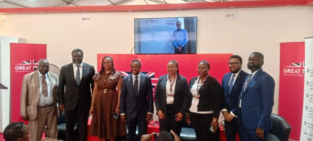 Le Directeur d’Oriole Ressources Plc, Innocent Chia, n’a pas fait dans la langue de bois ce jeudi 18 juin 2026 au Salon Promote. Lors de la table ronde sur l’investissement dans le secteur minier, organisée au pavillon de la Grande Bretagne, les échanges ont beaucoup tourné sur l’avenir porteur du secteur minier pour le Cameroun, et le manque d’ambition des banques.