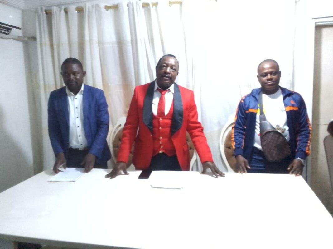 L'homme d'affaires et bienfaiteur Guy Bertrand Temba a officiellement présenté, samedi 25 juillet 2026 à Douala, son projet de chaîne de télévision baptisée « 7 Days Actions ». Devant les journalistes, il a expliqué que ce média servira de tribune aux personnes qui s'estiment victimes d'injustices, de persécutions ou d'abus de toutes sortes.